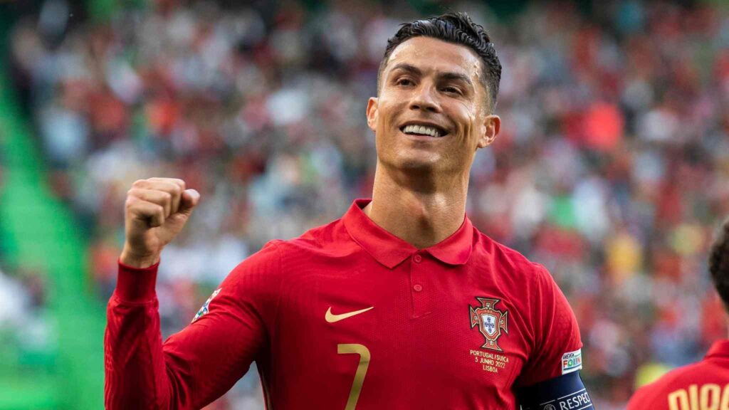 ২০২৫ সালে বিশ্বের সেরা ৫ জন ফুটবল স্ট্রাইকার